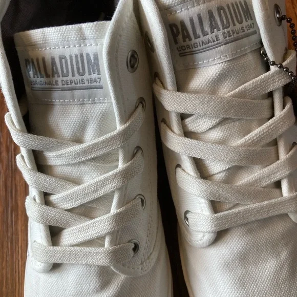 Palladium Pampa HI Women’s White boot - Picture 9 of 10